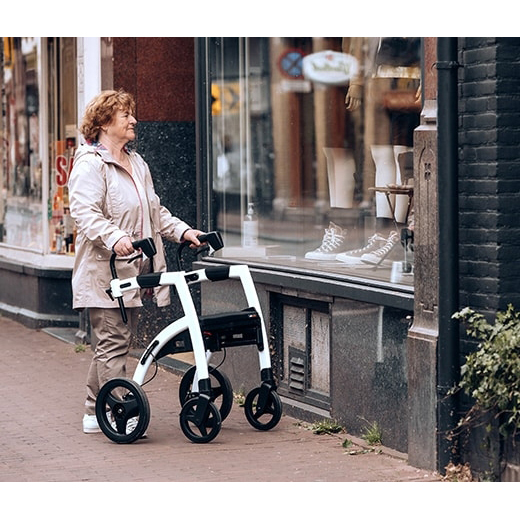 Rollz Motion 2.1 Rollator and Wheelchair thumbnail 8
