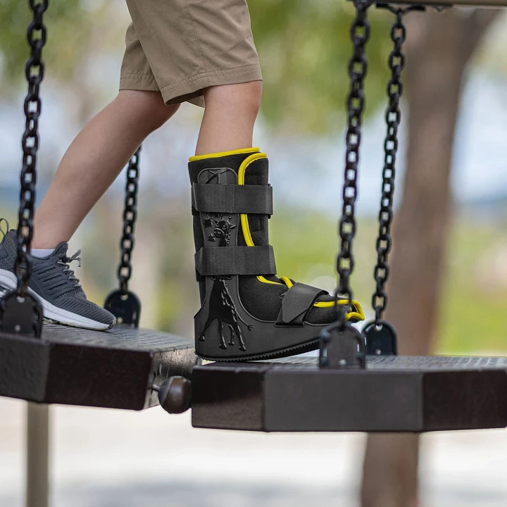 ProCare MiniTrax Pediatric Walker Boot thumbnail 9