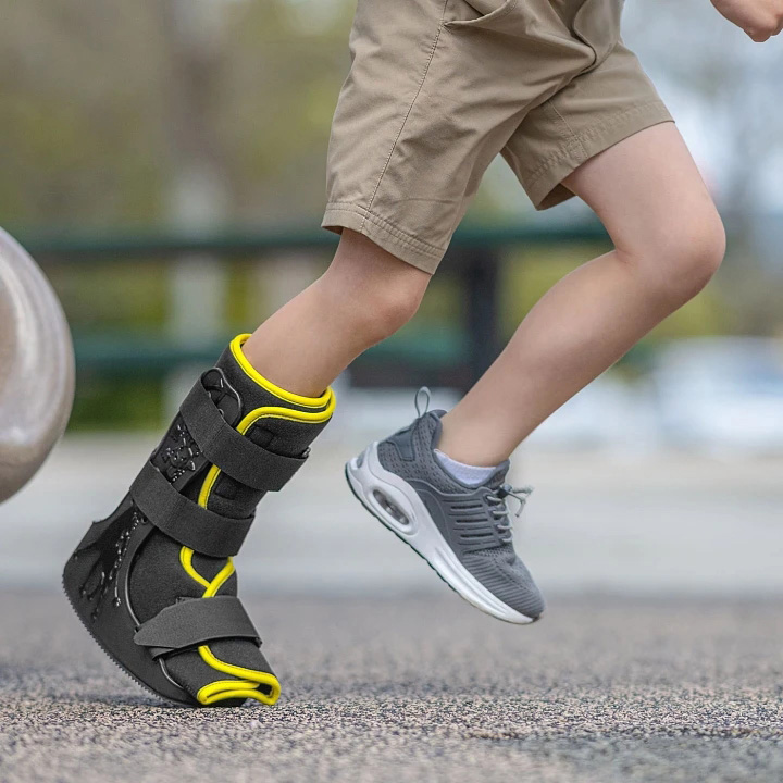 ProCare MiniTrax Pediatric Walker Boot thumbnail 8