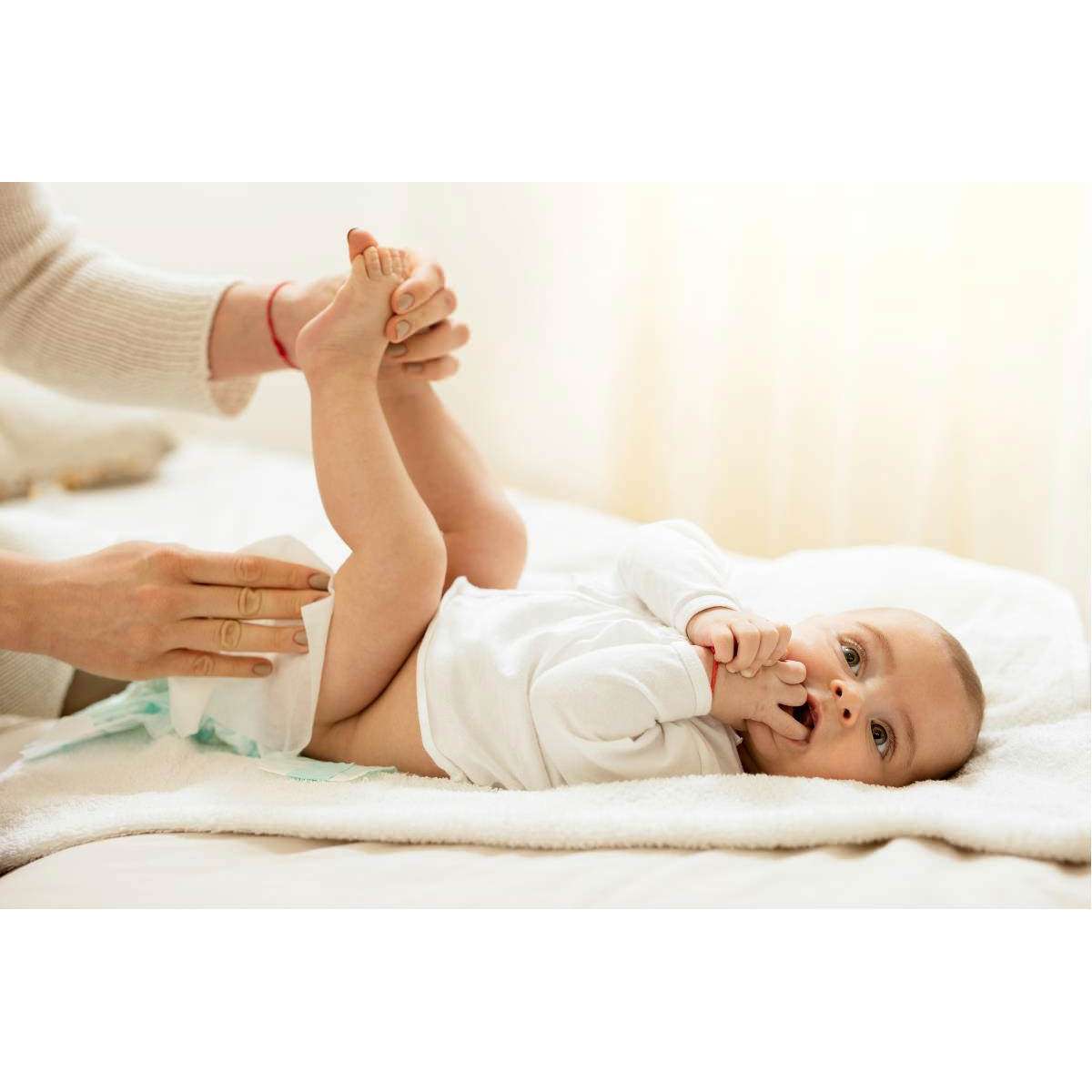 Medline Ultrasoft Baby Disposable Dry Cleansing Cloths thumbnail 3