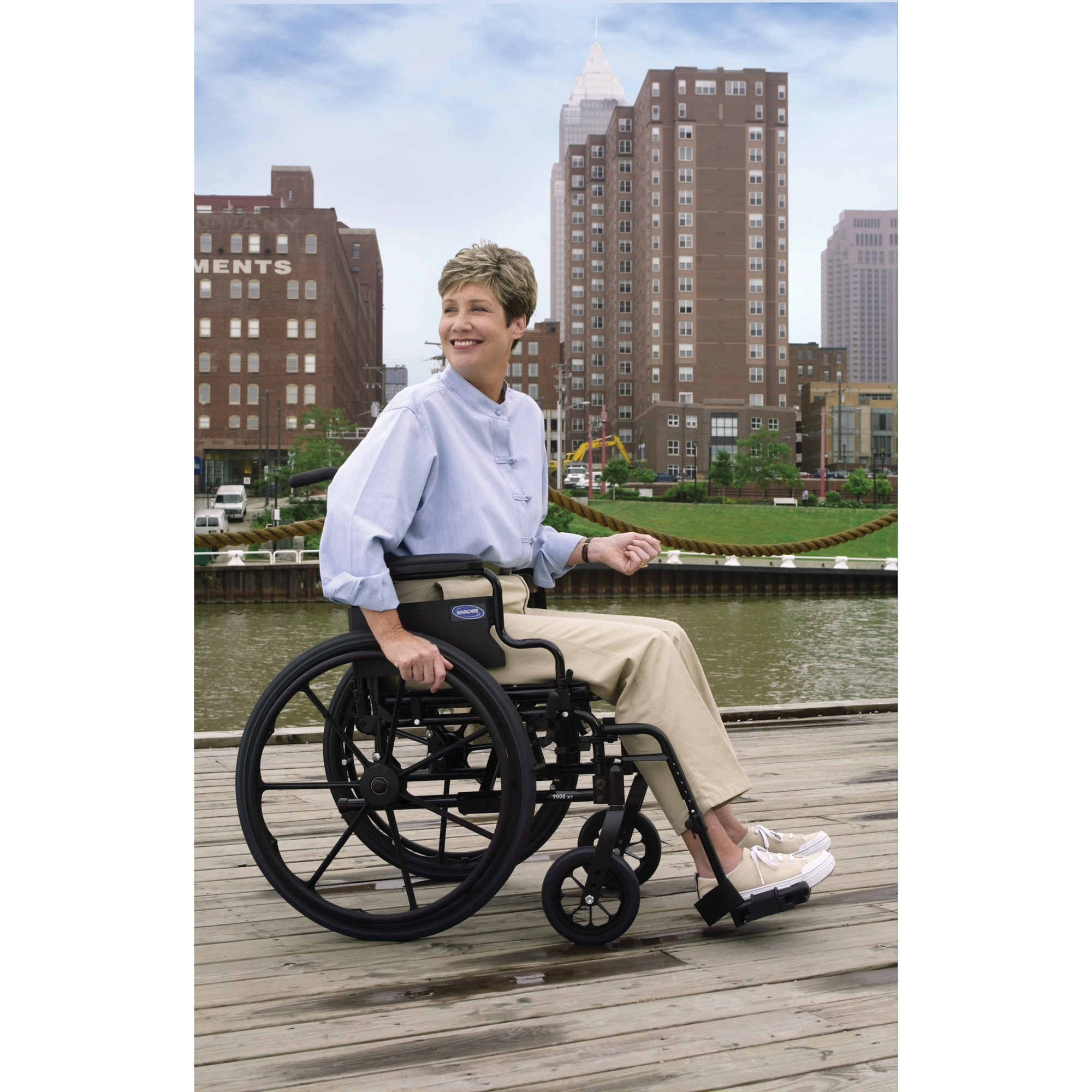 Invacare IVC 9000 XDT wheelchair thumbnail 6